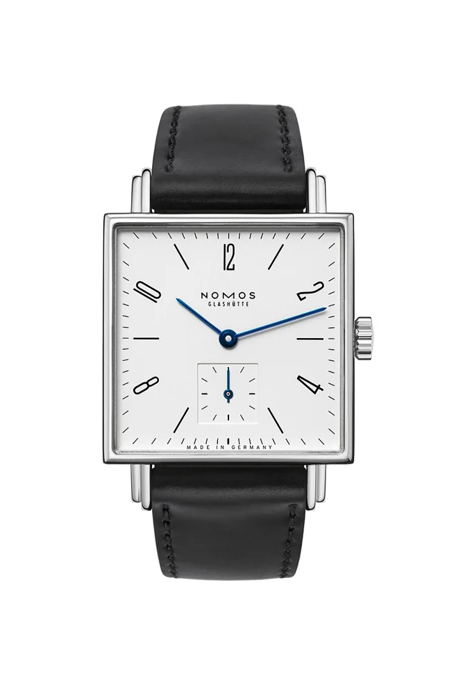 NOMOS Glashütte Tetra – Archivfoto der Modellfamilie; aktuelle Referenz und Werk wie beschrieben.